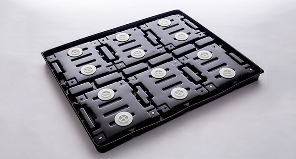 厚片吸塑是怎么塑出形状的？